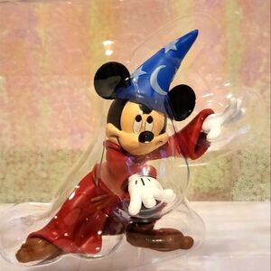Disney Sorcerer Mickey Figurine D23 2024 Gold Member Magic & Mystery New in Box